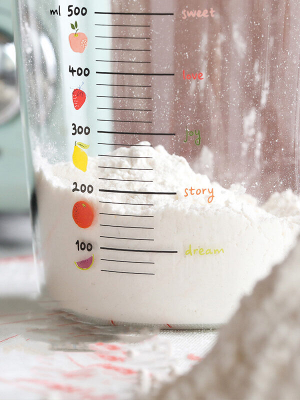 Fashion Glass Measuring Cup With Scale - Image 4